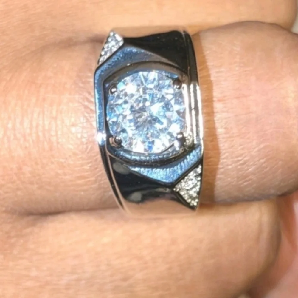 3ctw White Oval Moissanite Mens Wedding Ring In Sterling silver Sz 8
